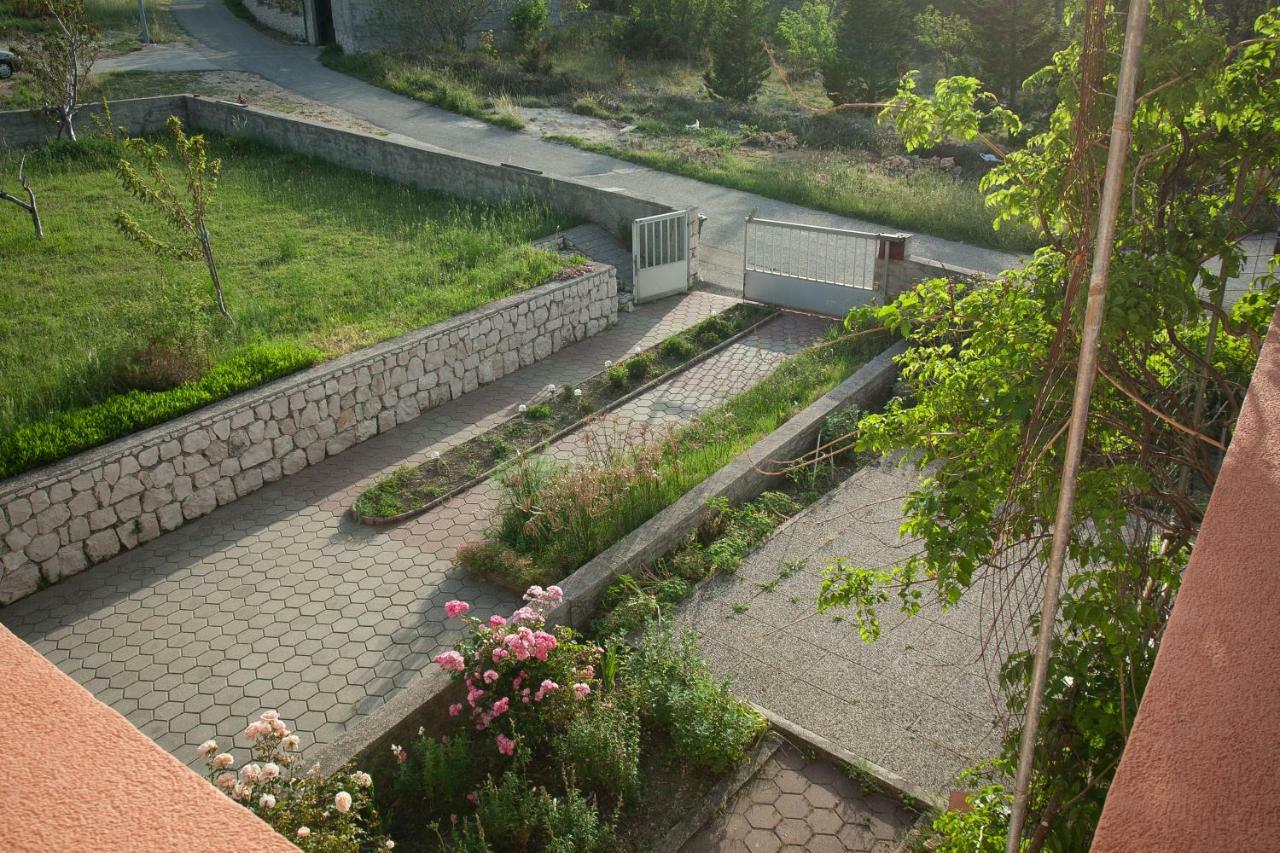Apartman Ana Radovin Exterior foto