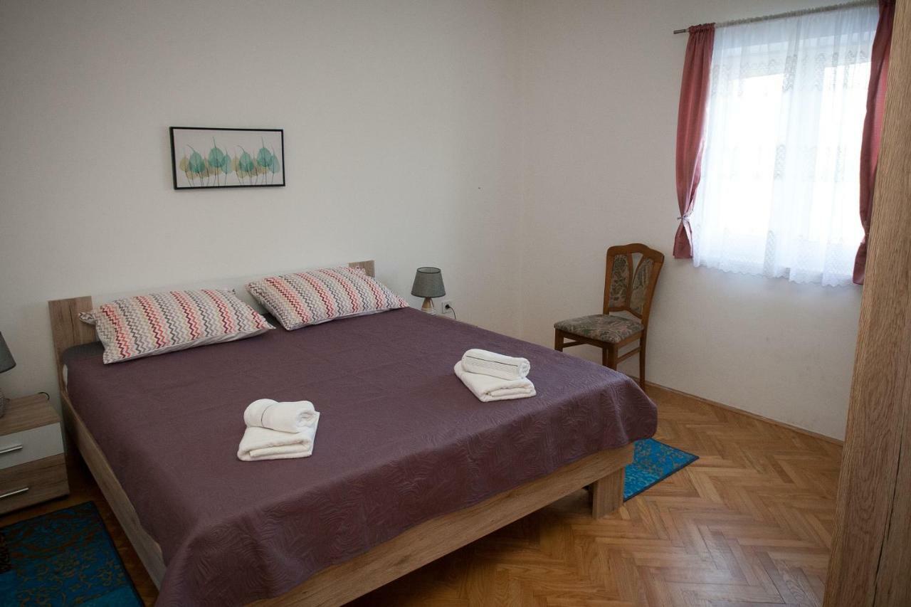 Apartman Ana Radovin Exterior foto